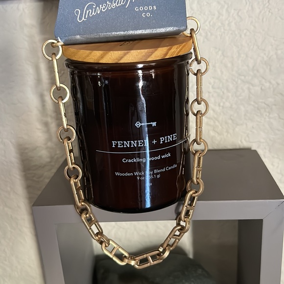 NWT Chain Necklace Universal Thread Matte Gold - Picture 2 of 8